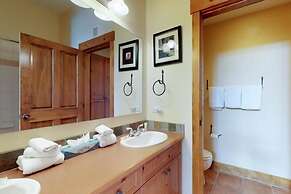 2 Bedroom Colorado Vacation Rental situated in River Run Village Steps