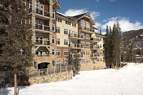 Premier 3 Bedroom Ski in, Ski out Lone Eagle Condo With the Best Acces