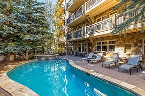 Premier 3 Bedroom Ski in, Ski out Lone Eagle Condo With the Best Acces