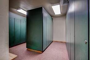 Luxury 3 Bedroom Mountain Vacation Rental in Breckenridge Just Two Blo