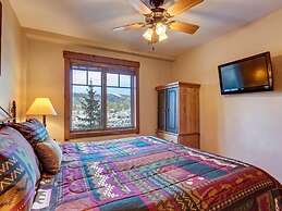 Luxury 3 Bedroom Mountain Vacation Rental in Breckenridge Just Two Blo