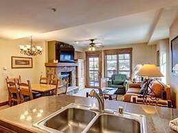 Luxury 3 Bedroom Mountain Vacation Rental in Breckenridge Just Two Blo