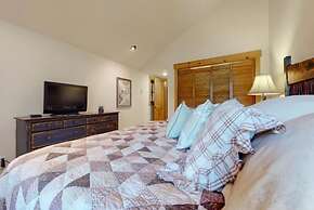 Family Friendly 3 Bedroom Mountain Vacation Rental in Keystone With Co