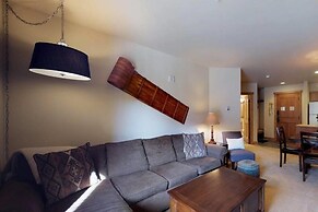 Red Hawk Lodge 2 Bedroom Condo in River Run Village