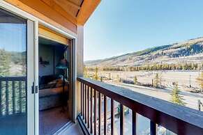 1 Bedroom Premier Mountain Condo in River Run Village Just a Short Wal