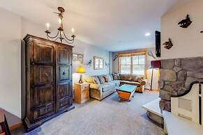 1 Bedroom Premier Mountain Condo in River Run Village Just a Short Wal