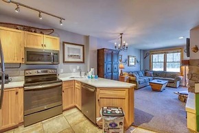 1 Bedroom Premier Mountain Condo in River Run Village Just a Short Wal