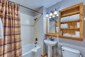 1 Bedroom Premier Mountain Condo in River Run Village Just a Short Wal