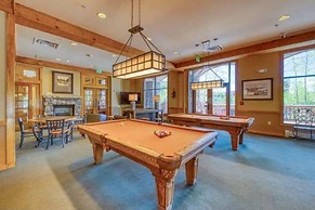 1 Bedroom Premier Mountain Condo in River Run Village Just a Short Wal