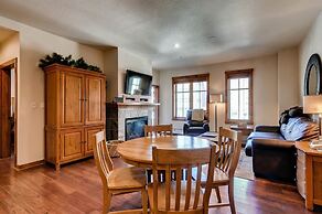 1 Bedroom Mountain Condo Located in Historic Downtown Breckenridge Nea