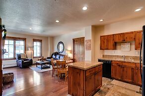 1 Bedroom Mountain Condo Located in Historic Downtown Breckenridge Nea