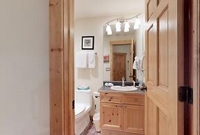 Tenderfoot Lodge 2 Bedroom in Keystone