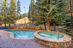 Premier 1 Bedroom Ski in, Ski out Lone Eagle Condo With the Best Acces