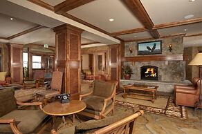 Premier 1 Bedroom Ski in, Ski out Lone Eagle Condo With the Best Acces