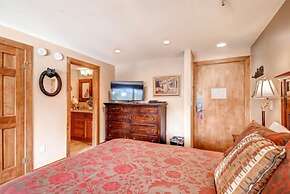 1 Bedroom Ski in, Ski out Mountain Vacation Rental Located Next to His