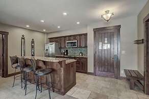 Crystal Peak Lodge 2 Bedroom Ski in, Ski out Slopeside Condo at the Ba