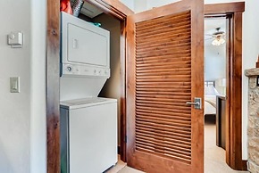 Crystal Peak Lodge 3 Bedroom Ski in, Ski out Slopeside Condo at the Ba
