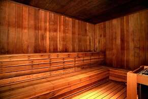 3 Bedroom Ski in, Ski out Mountain Vacation Rental Located Next to His