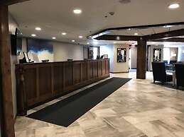 2 Bedroom Ski in, Ski out Mountain Vacation Rental Located Next to His