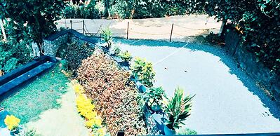 Poomaz Peace Palace - Ella