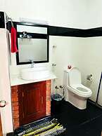 Poomaz Peace Palace - Ella