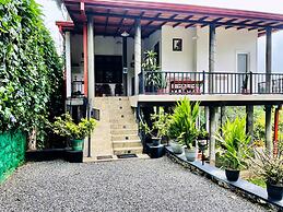 Poomaz Peace Palace - Ella