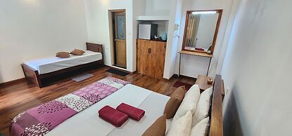 Poomaz Peace Palace - Ella