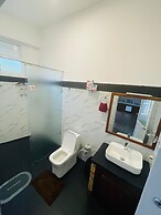 Poomaz Peace Palace - Ella