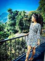 Poomaz Peace Palace - Ella