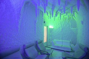 Crona Medical & SPA Hotel