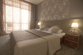 Crona Medical & SPA Hotel