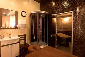 Crona Medical & SPA Hotel