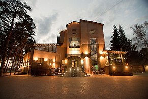 Crona Medical & SPA Hotel