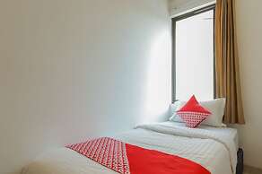 Super OYO 866 Idola Residence