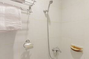 Super OYO 866 Idola Residence