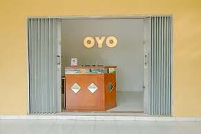 OYO 921 Hotel Ratu Pantai