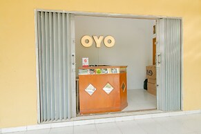OYO 921 Hotel Ratu Pantai