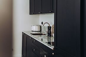 Ocho Suites & Kitchen