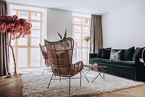 Ocho Suites & Kitchen