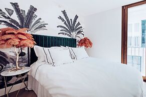 Ocho Suites & Kitchen