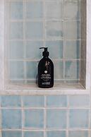 Ocho Suites & Kitchen