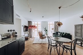 Ocho Suites & Kitchen