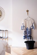 Ocho Suites & Kitchen