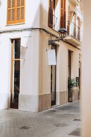 Ocho Suites & Kitchen