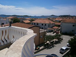 Beautiful Holiday Apartment Sanela for Relaxed Vacation