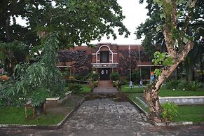 Hotel Rupert A Baler