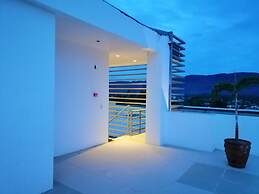 Hotel Rupert A Baler