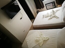 Hotel Rupert A Baler