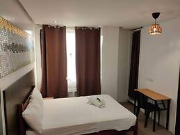 Hotel Rupert A Baler