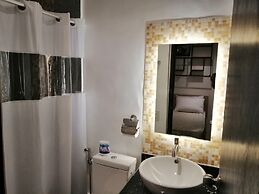 Hotel Rupert A Baler